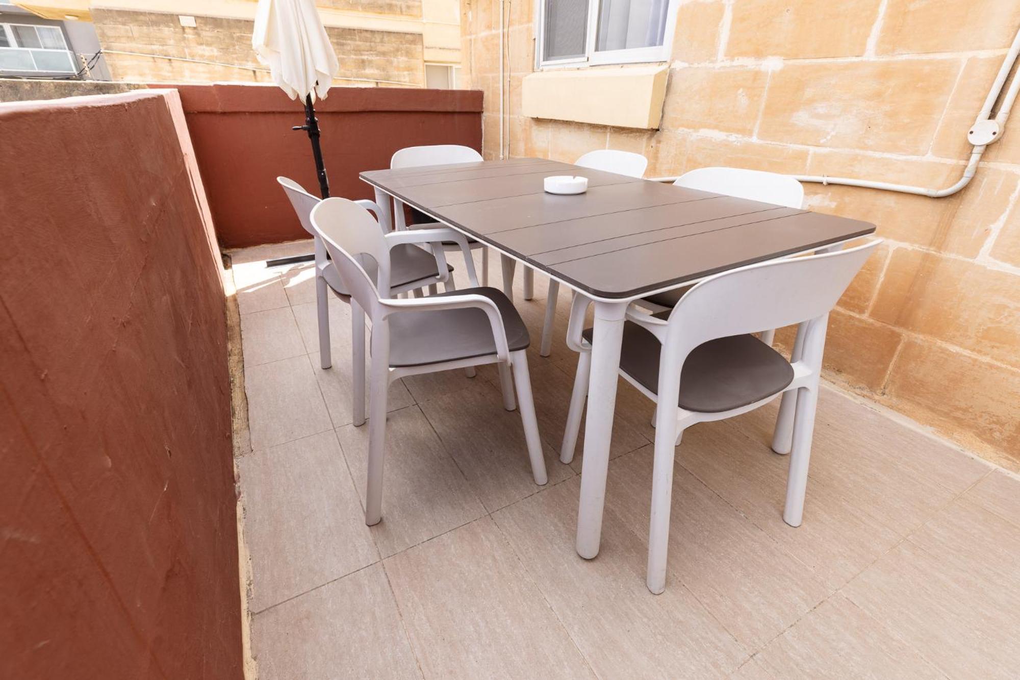 Ferienwohnung Pinewood San Ġiljan Exterior foto