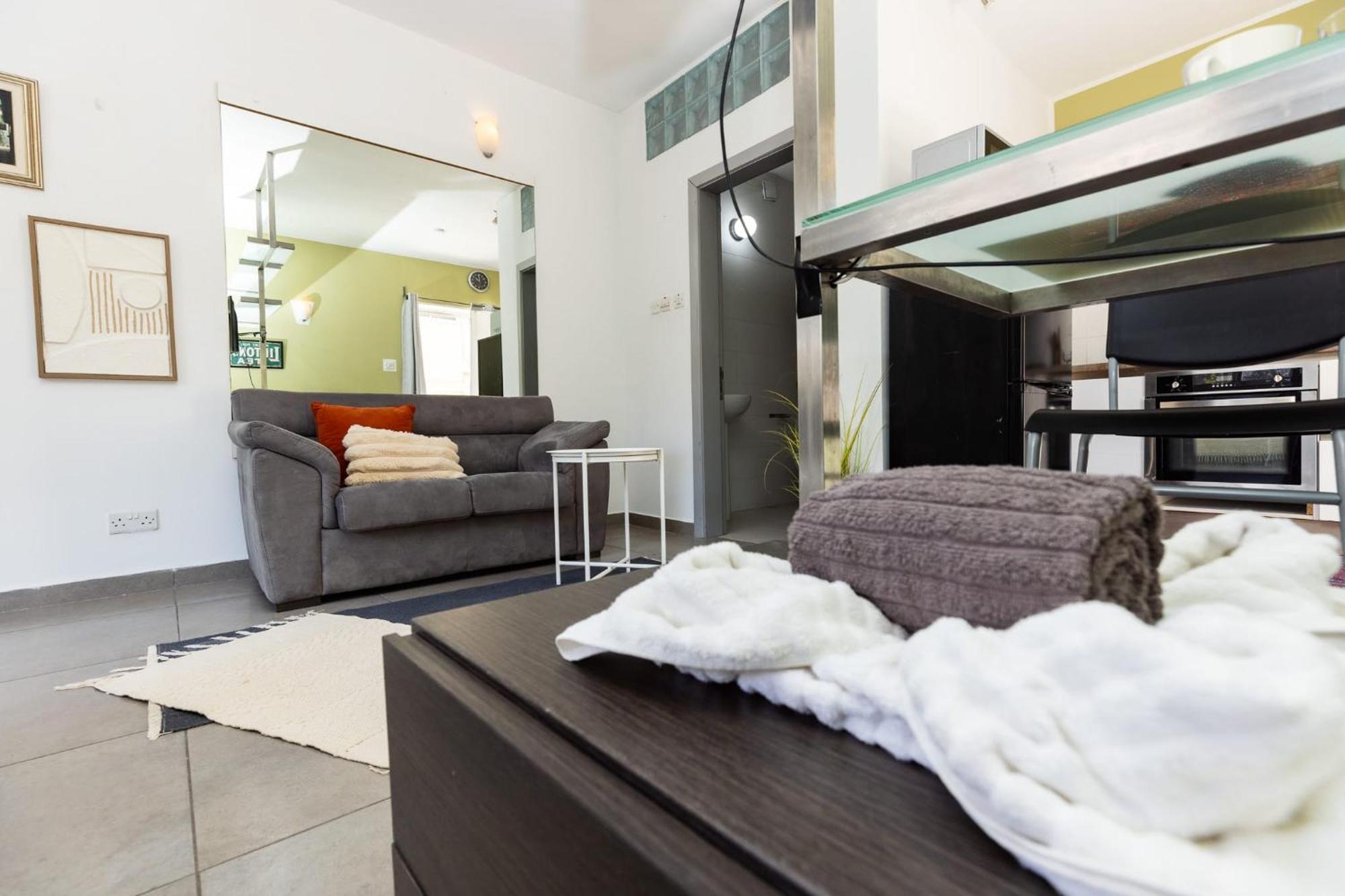 Ferienwohnung Pinewood San Ġiljan Exterior foto