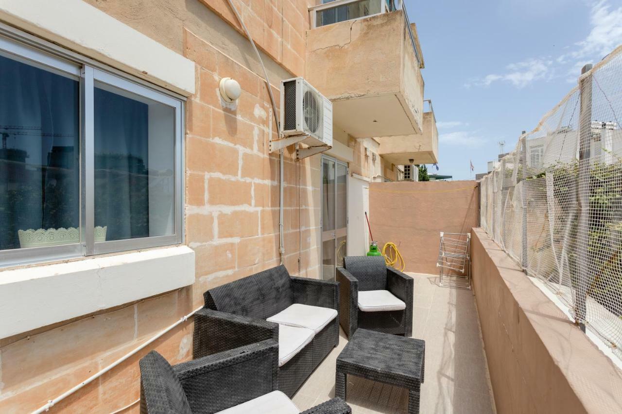 Ferienwohnung Pinewood San Ġiljan Exterior foto